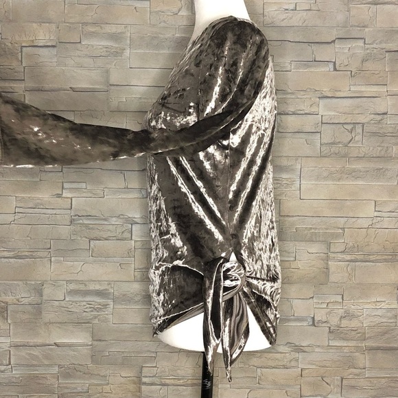 Pewter crushed velvet top - Picture 3 of 5